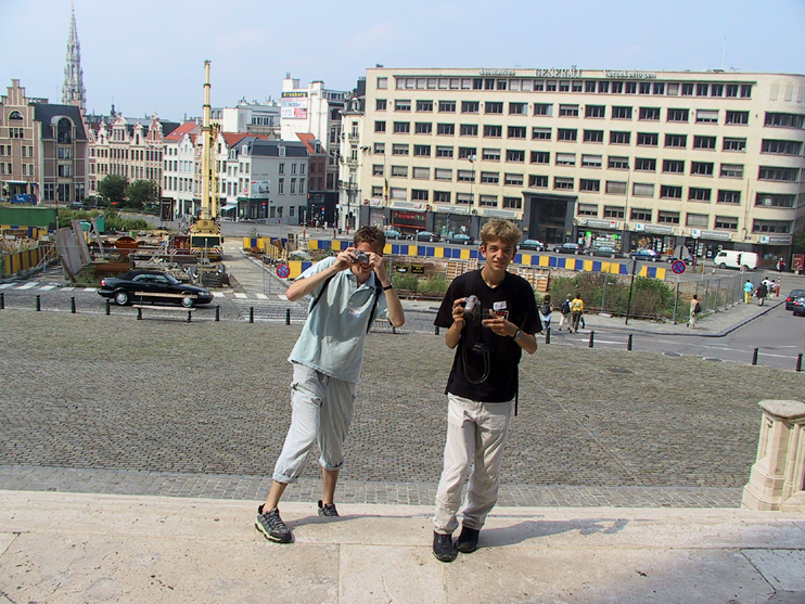 Chiel and Fons taking pics